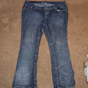 Ariya size 18 bootcut jeans